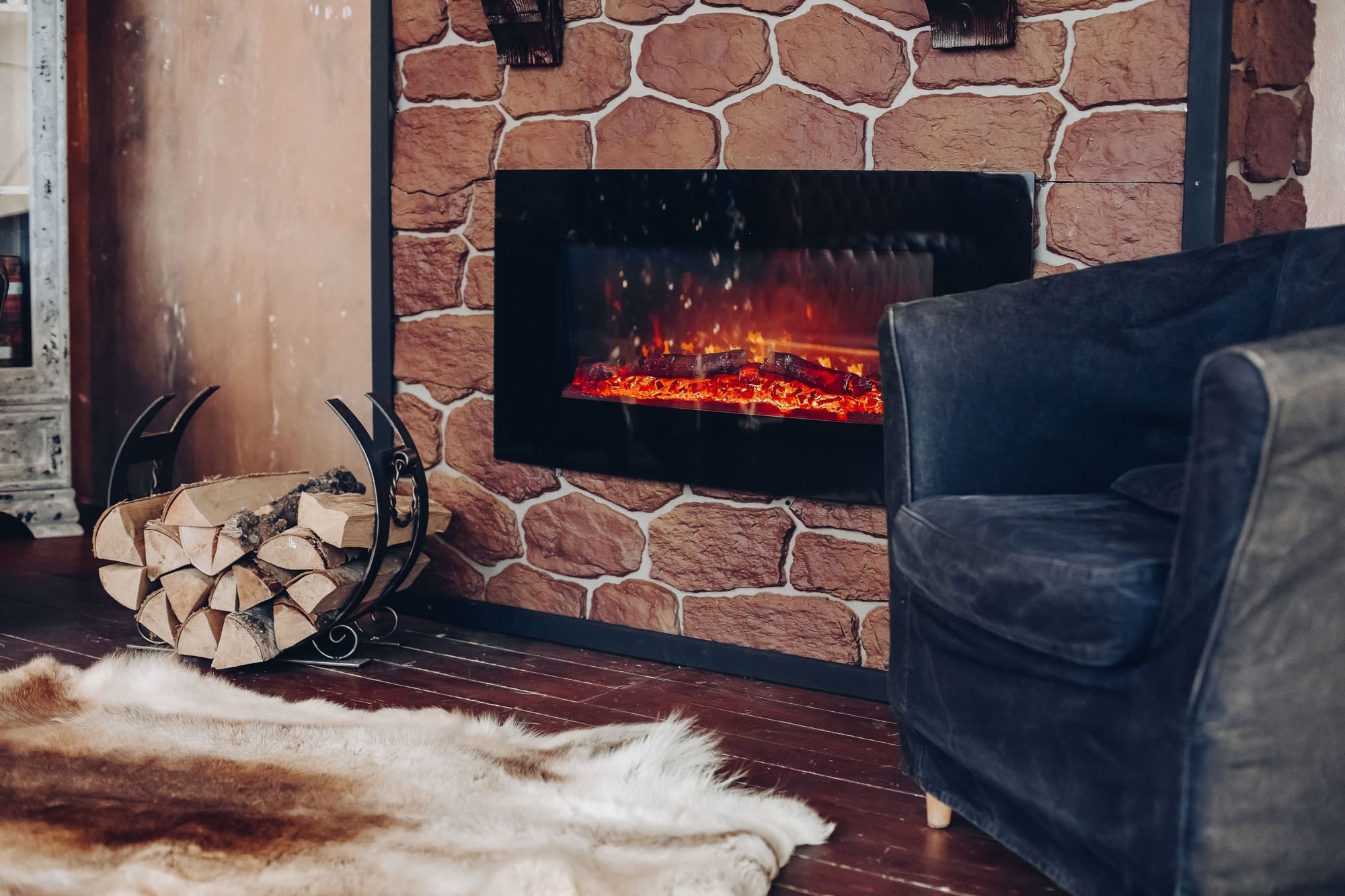Comfortable common area with fireplace at Wright Patt SeniorLiving